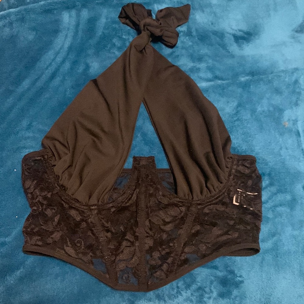 SHEIN black laced cross cross halter top :)
